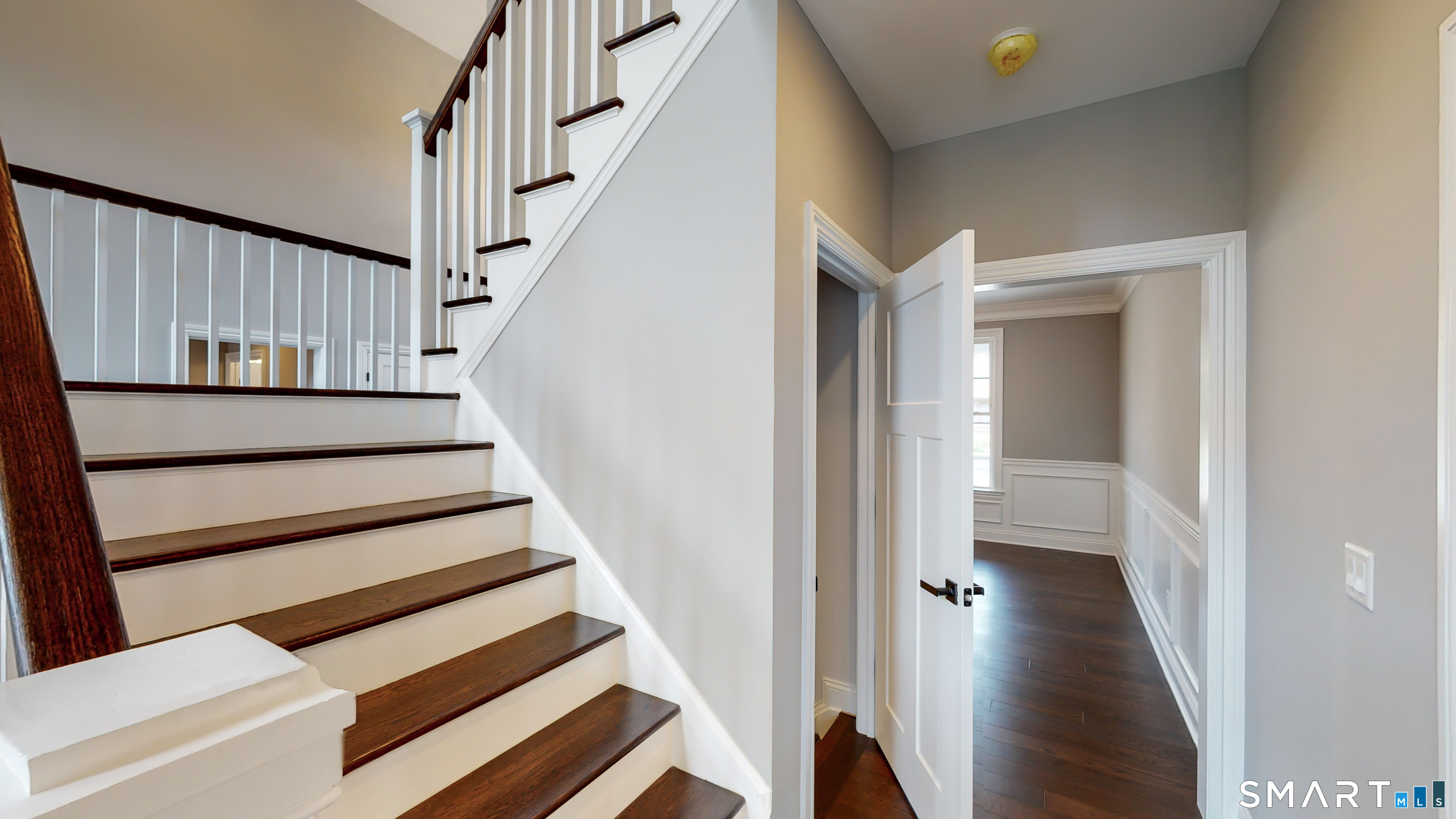 18 Twin Valley Road East Lyme, CT 06333 - Photo 18 of 26 a view of entryway