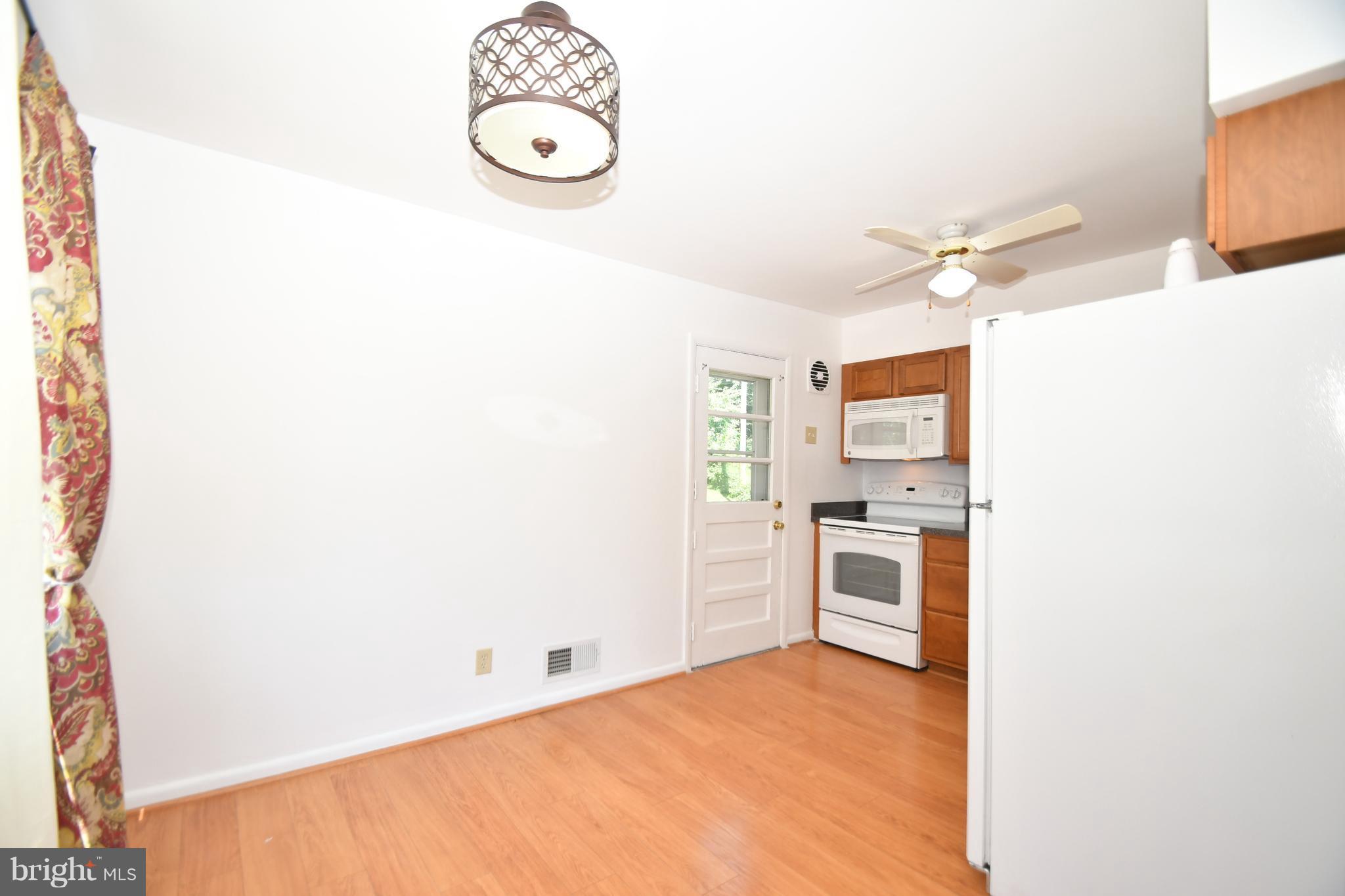 9222 Orbitan Road Baltimore, MD 21234 - Photo 6 of 27 Kitchen