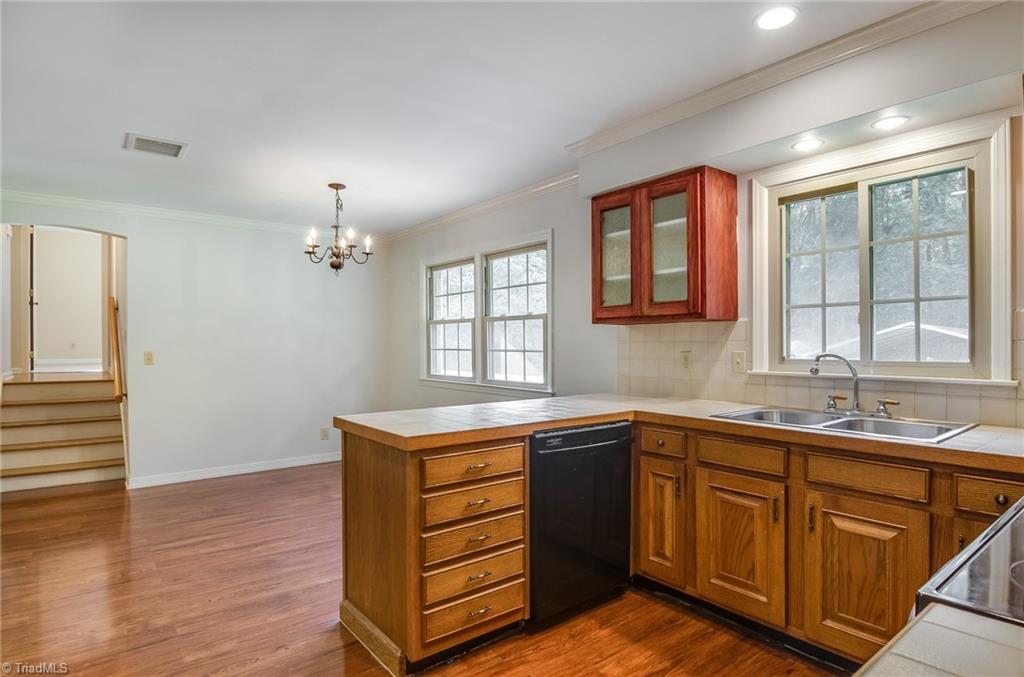 4697 Long Valley Road Greensboro, NC 27410 - Photo 11 of 30