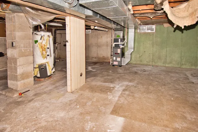 $179,900 | 903 North Detroit Street, Buchanan, MI 49107