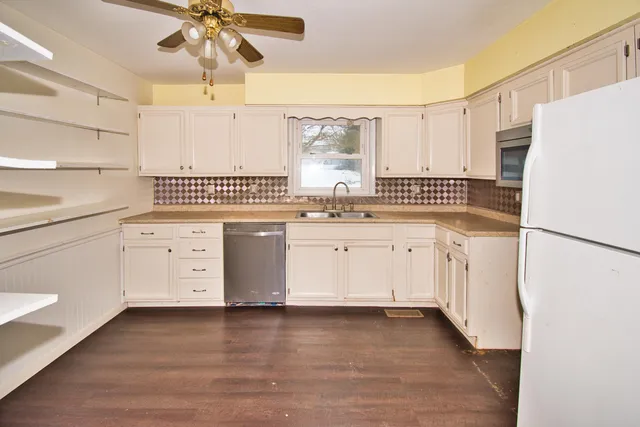 $179,900 | 903 North Detroit Street, Buchanan, MI 49107