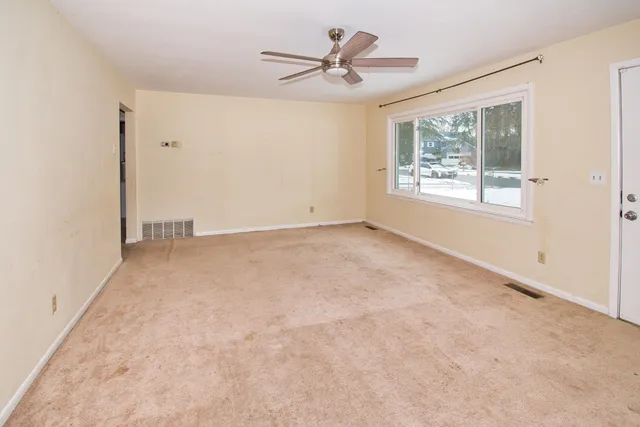 $179,900 | 903 North Detroit Street, Buchanan, MI 49107