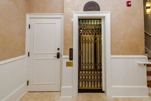 $3,150 | 85 Cumberland Street, Unit 17, Charleston, SC 29401