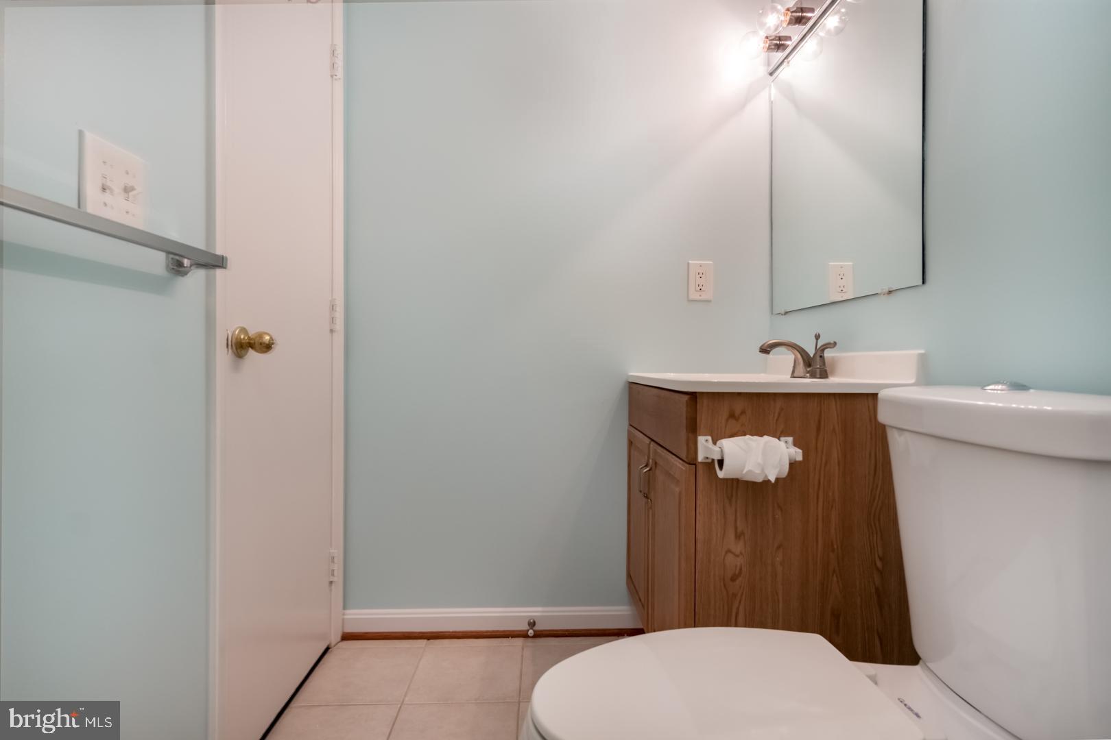 14901 Rydell Road, Unit 103 Centreville, VA 20121 - Photo 14 of 29