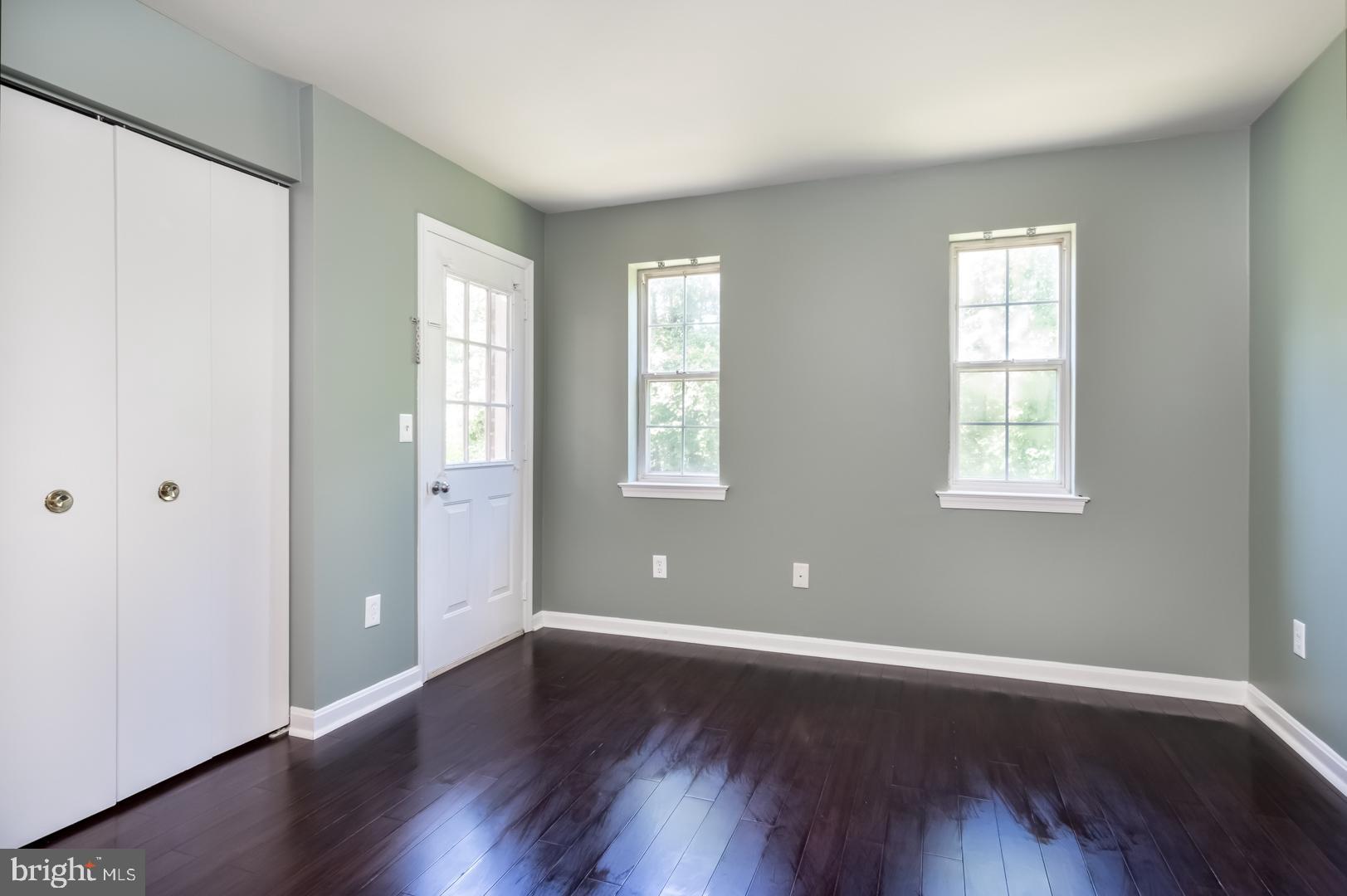 14901 Rydell Road, Unit 103 Centreville, VA 20121 - Photo 19 of 29