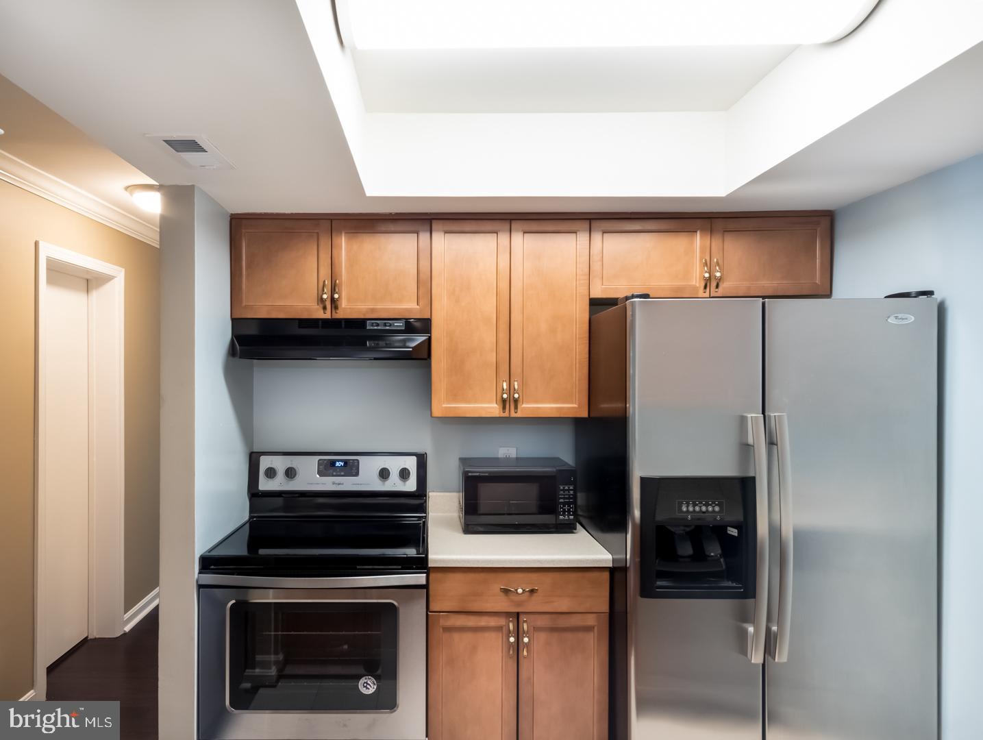 14901 Rydell Road, Unit 103 Centreville, VA 20121 - Photo 8 of 29 Kitchen