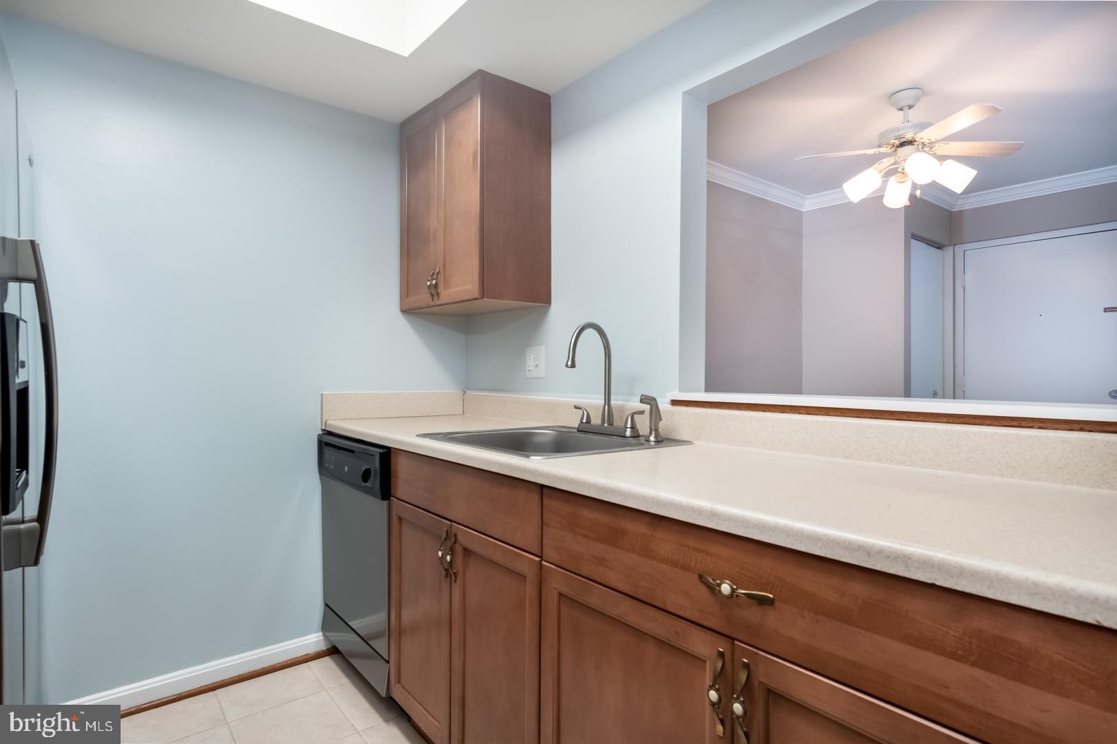 14901 Rydell Road, Unit 103 Centreville, VA 20121 - Photo 10 of 29