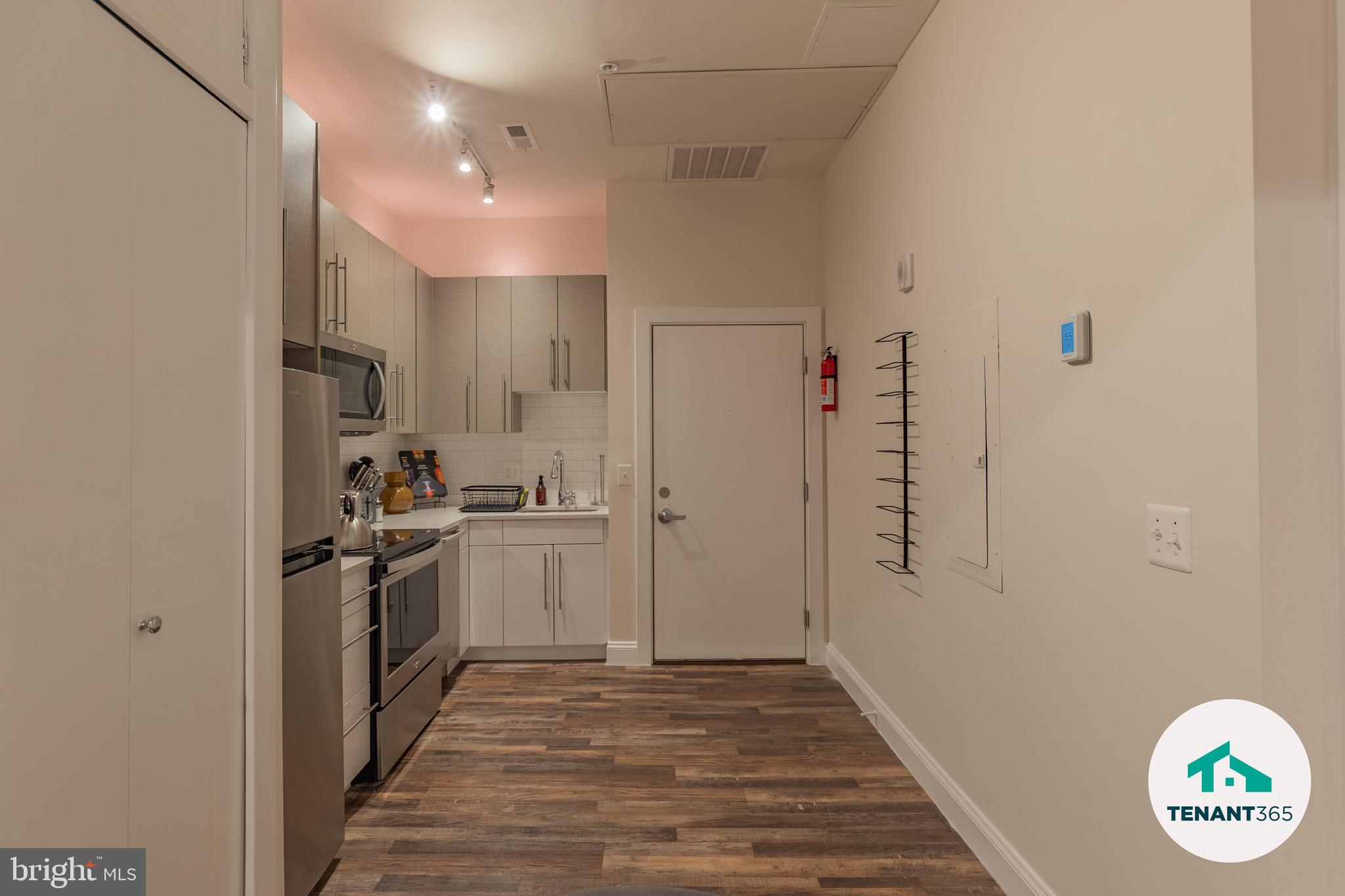 8 East Fayette Street, Unit 201 Baltimore, MD 21202 - Photo 17 of 23