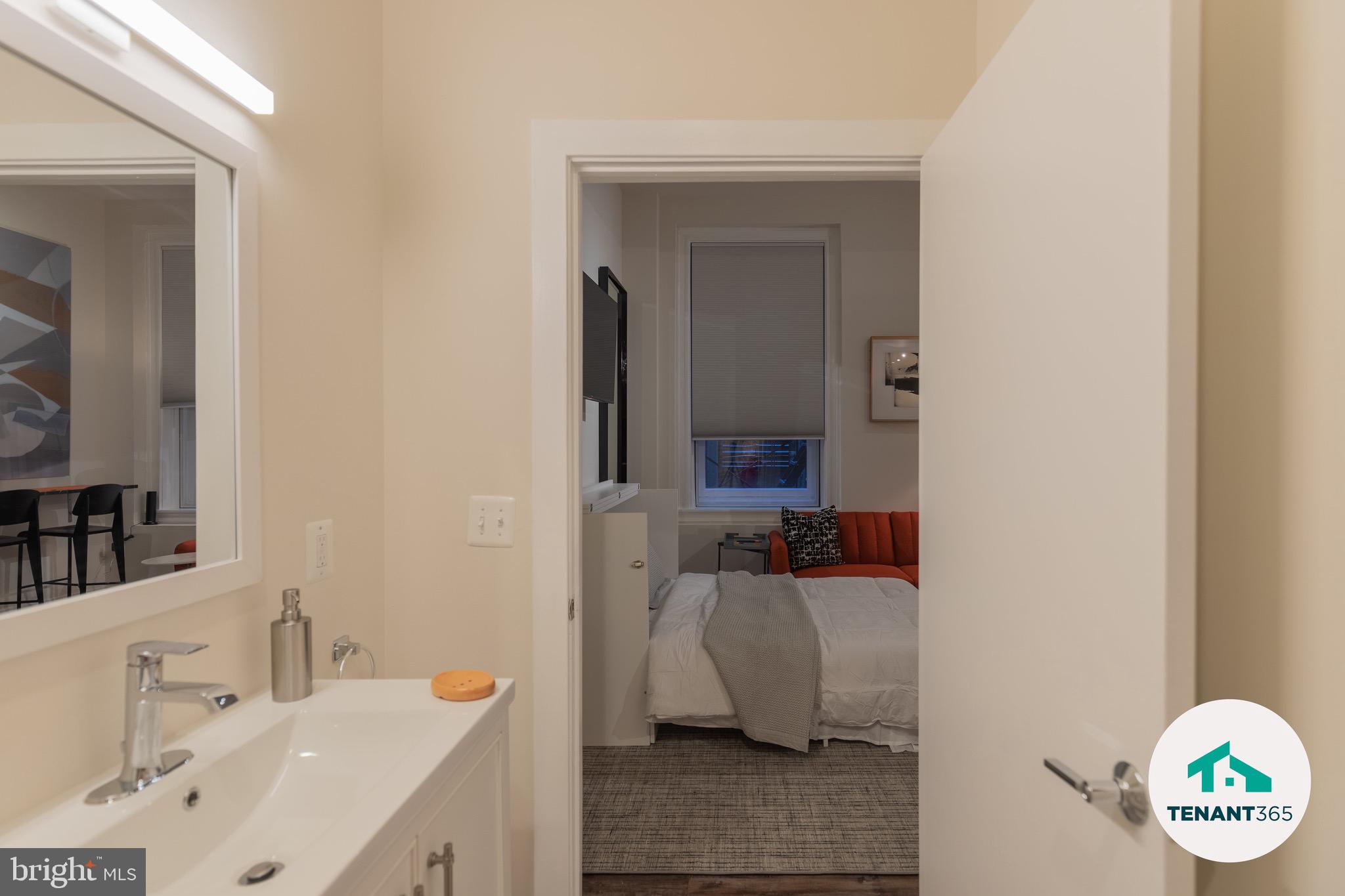 8 East Fayette Street, Unit 201 Baltimore, MD 21202 - Photo 19 of 23