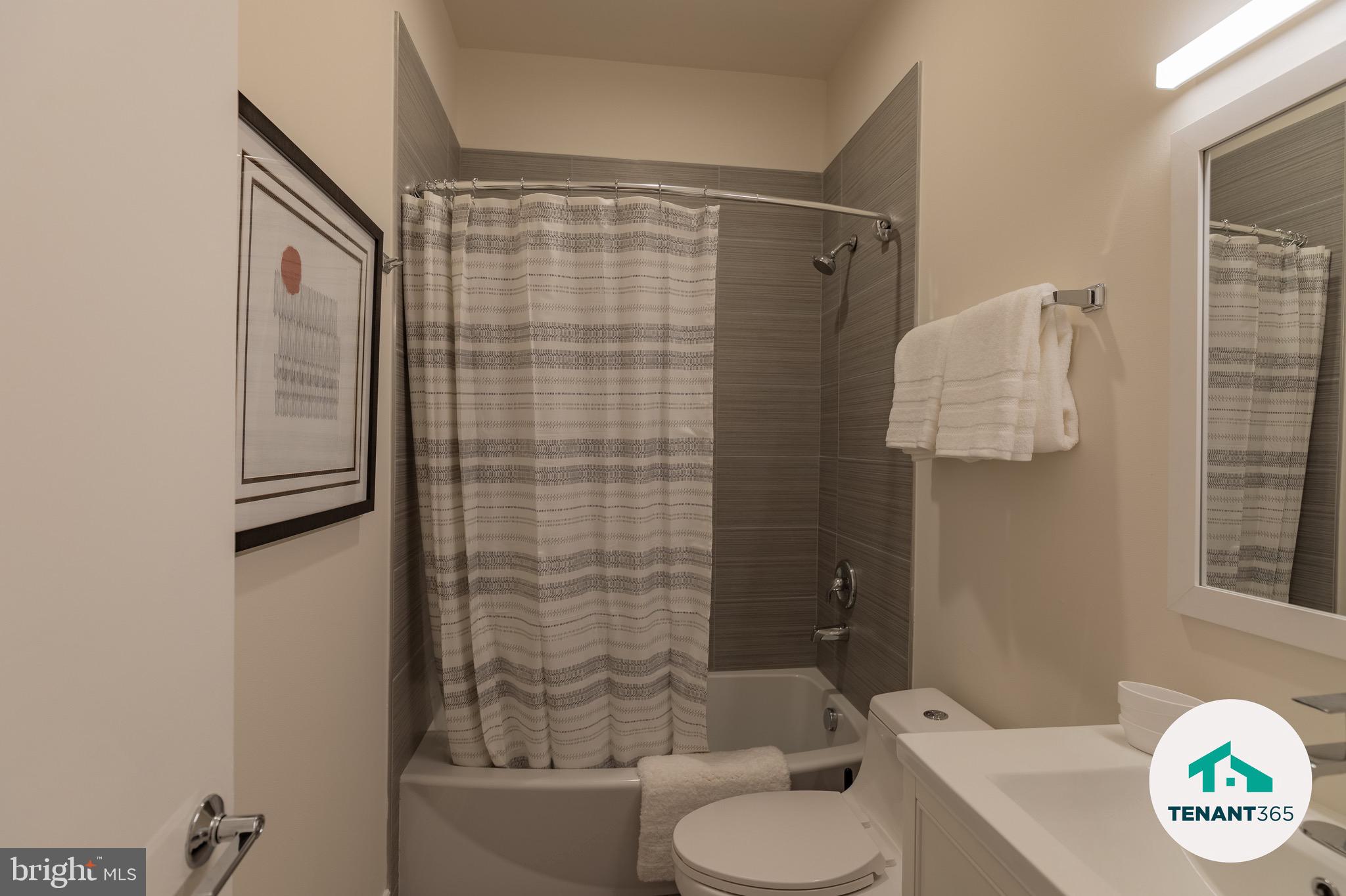 8 East Fayette Street, Unit 201 Baltimore, MD 21202 - Photo 21 of 23