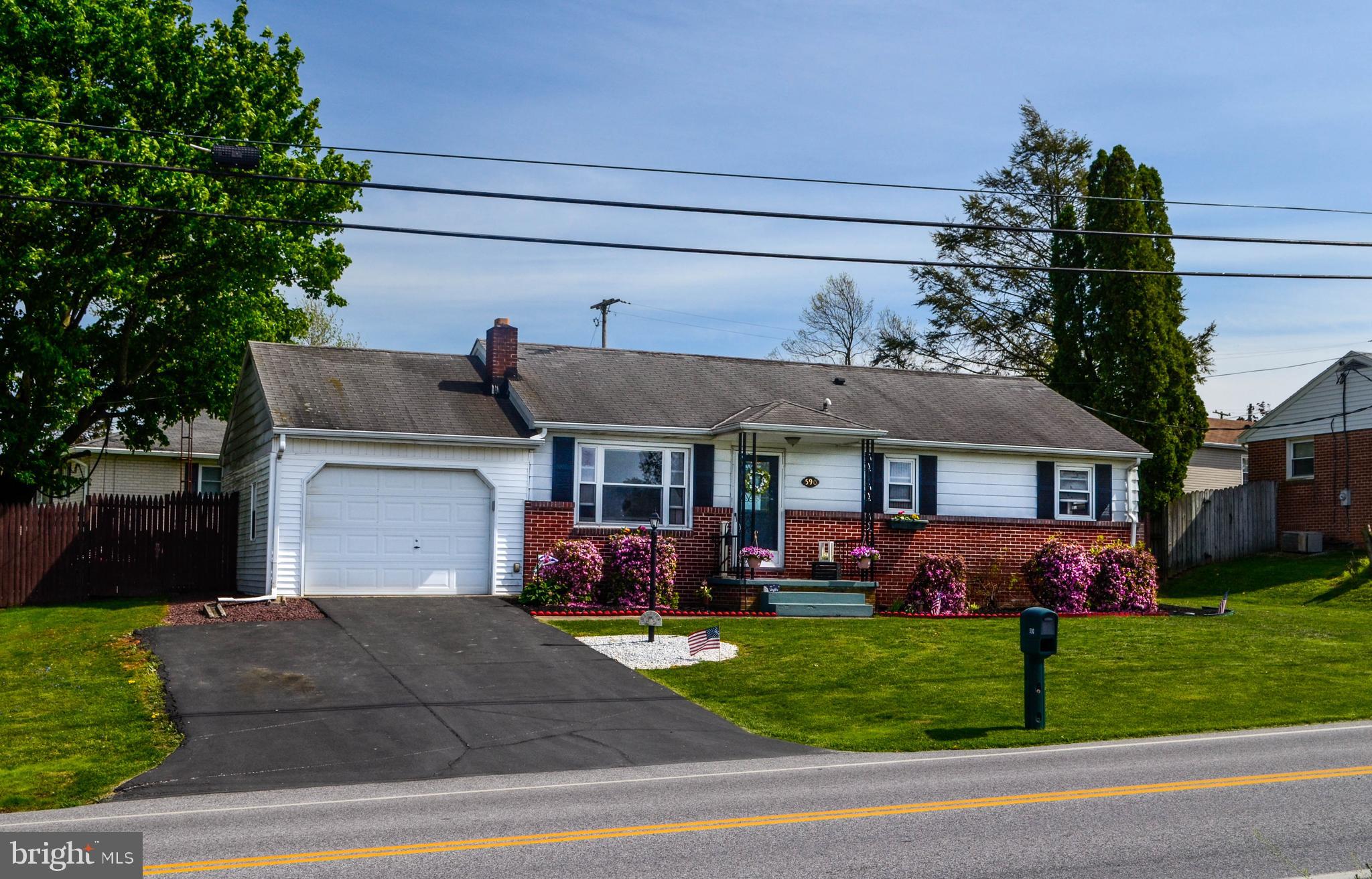 590 Manor Road Windsor, PA 17366 - Photo 3 of 39 Gallery Image 3