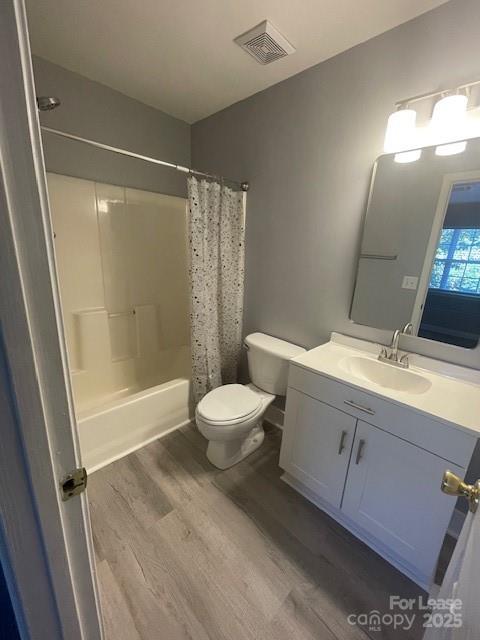 12315 Bluestem Lane Charlotte, NC 28277 - Photo 15 of 20 a bathroom with a toilet a sink a mirror and a shower