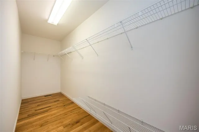 $399,900 | 5850 Birchmont Pl Drive, St. Louis, MO 63129