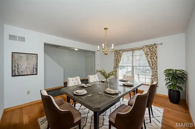 $399,900 | 5850 Birchmont Pl Drive, St. Louis, MO 63129