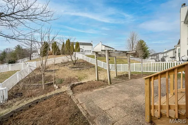 $399,900 | 5850 Birchmont Pl Drive, St. Louis, MO 63129