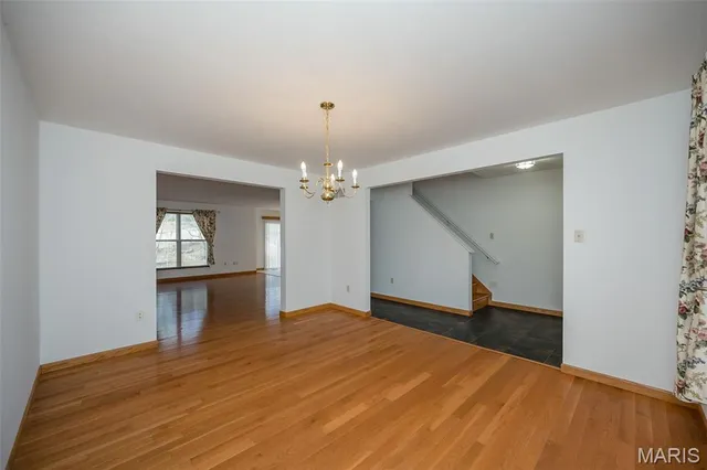 $399,900 | 5850 Birchmont Pl Drive, St. Louis, MO 63129