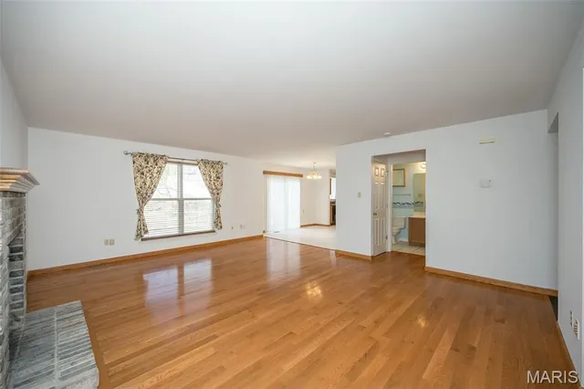 $399,900 | 5850 Birchmont Pl Drive, St. Louis, MO 63129