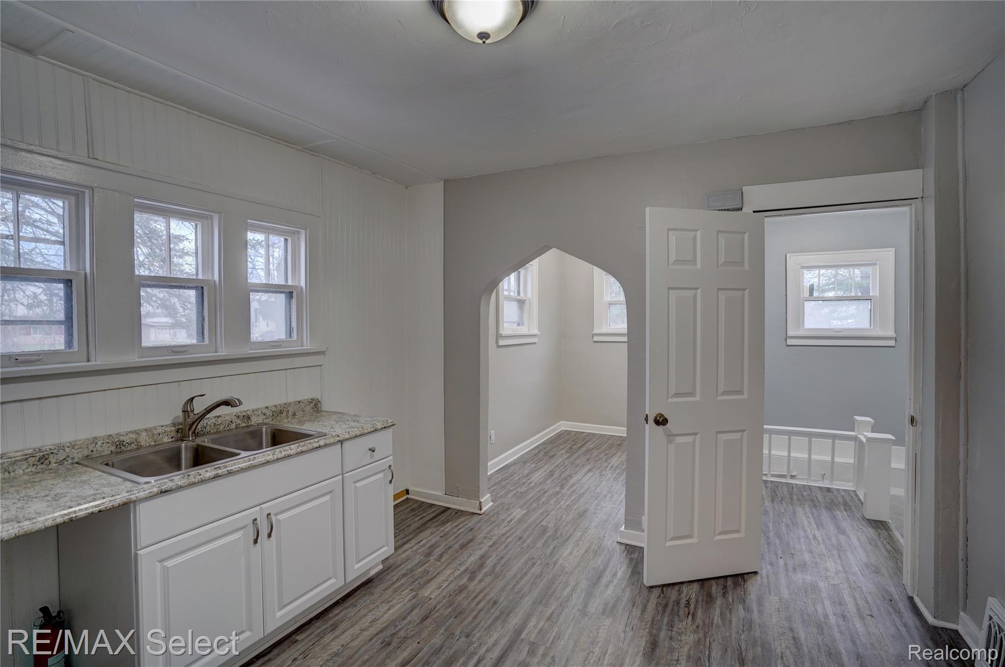 8085 Corunna Road Flint, MI 48532 - Photo 36 of 98 8085 Corunna Rd 036.jpg