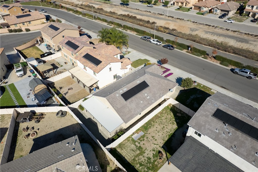 826 Avenida Del Rio San Jacinto, CA 92582 - Photo 32 of 36 an aerial view of a multi story parking space