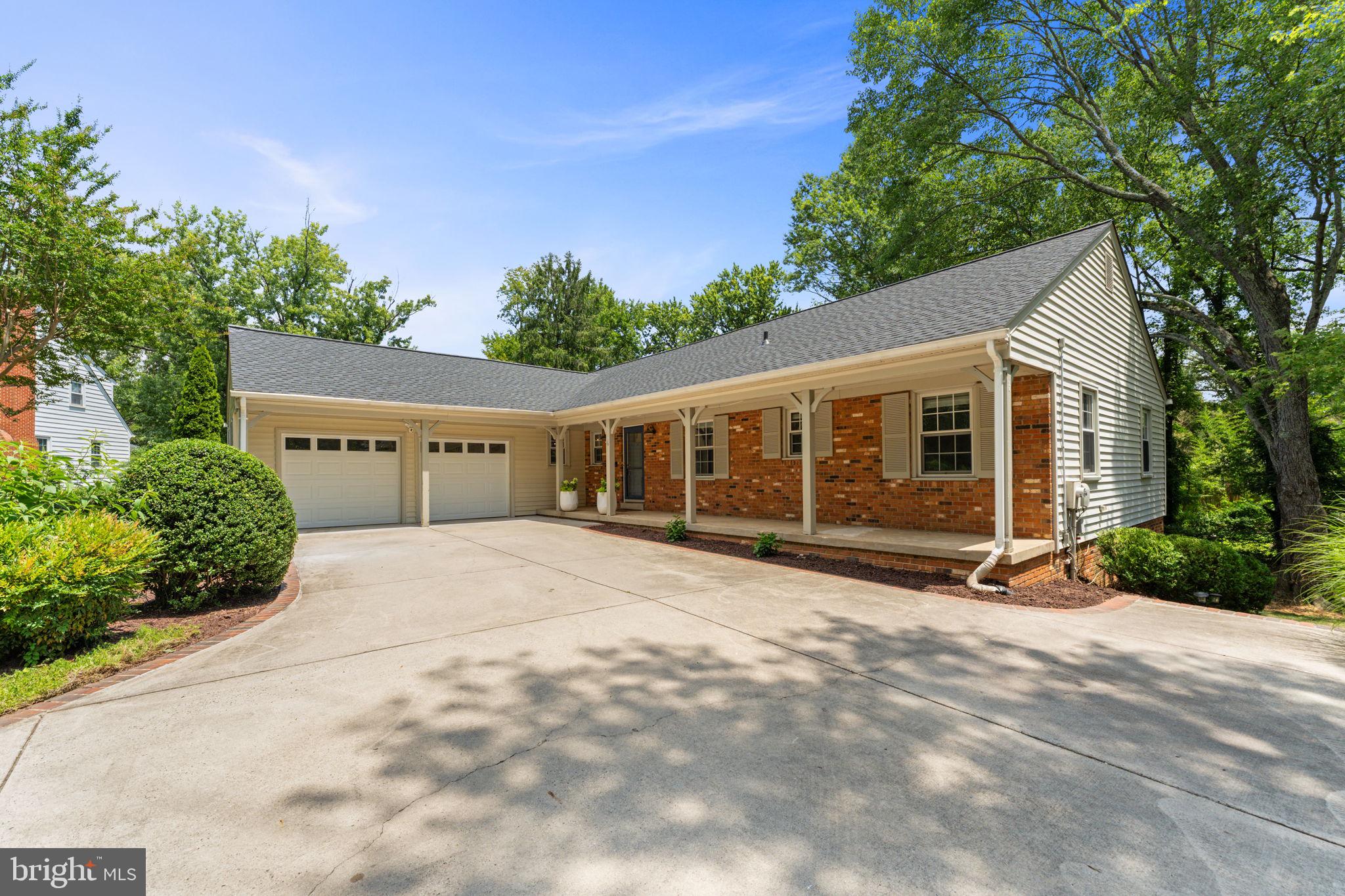 7814 Elba Road Alexandria, VA 22306 - Photo 2 of 42