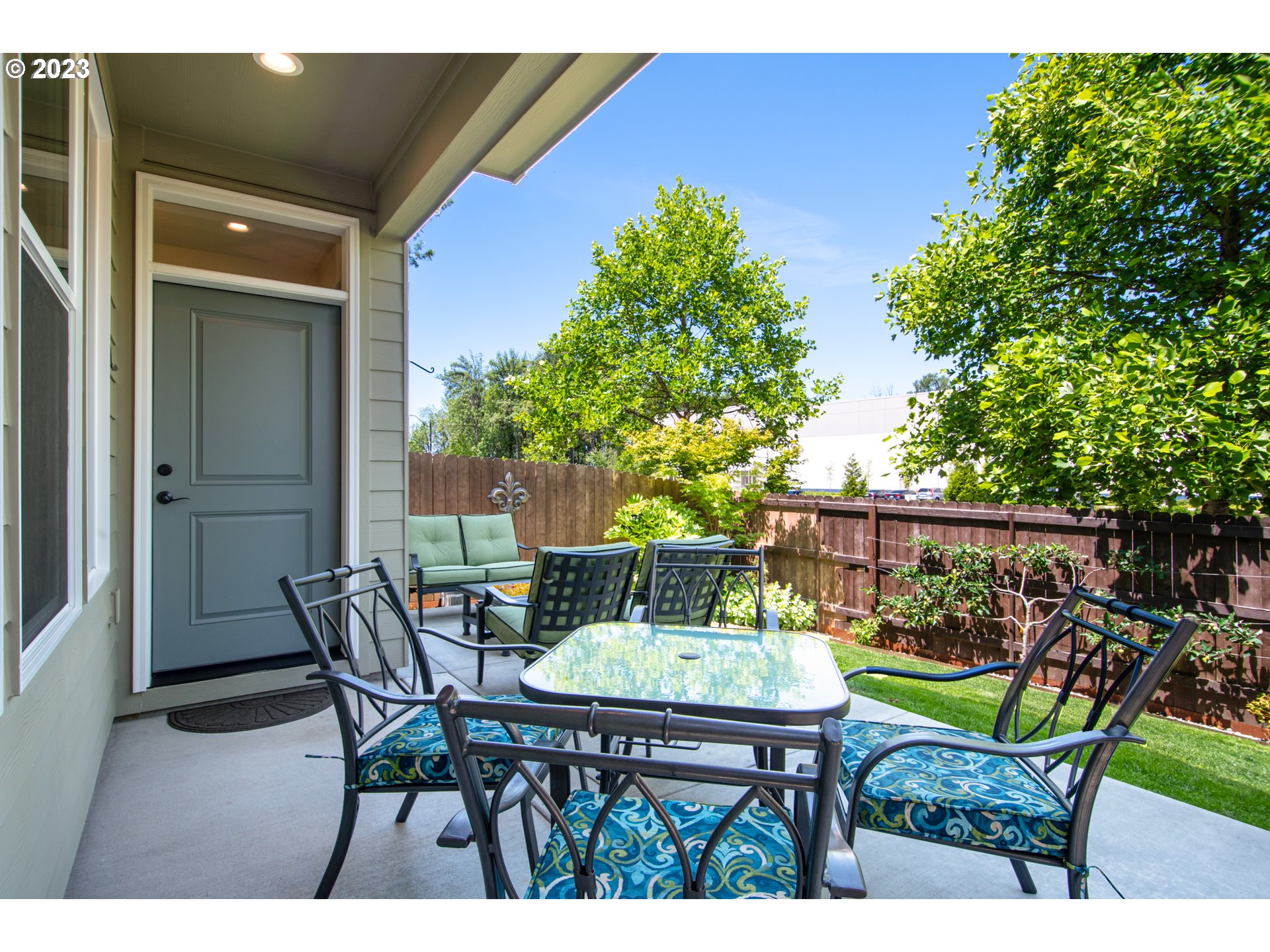 7012 South 11th Street Ridgefield, WA 98642 - Photo 20 of 28 a view of a table and chairs in the patio