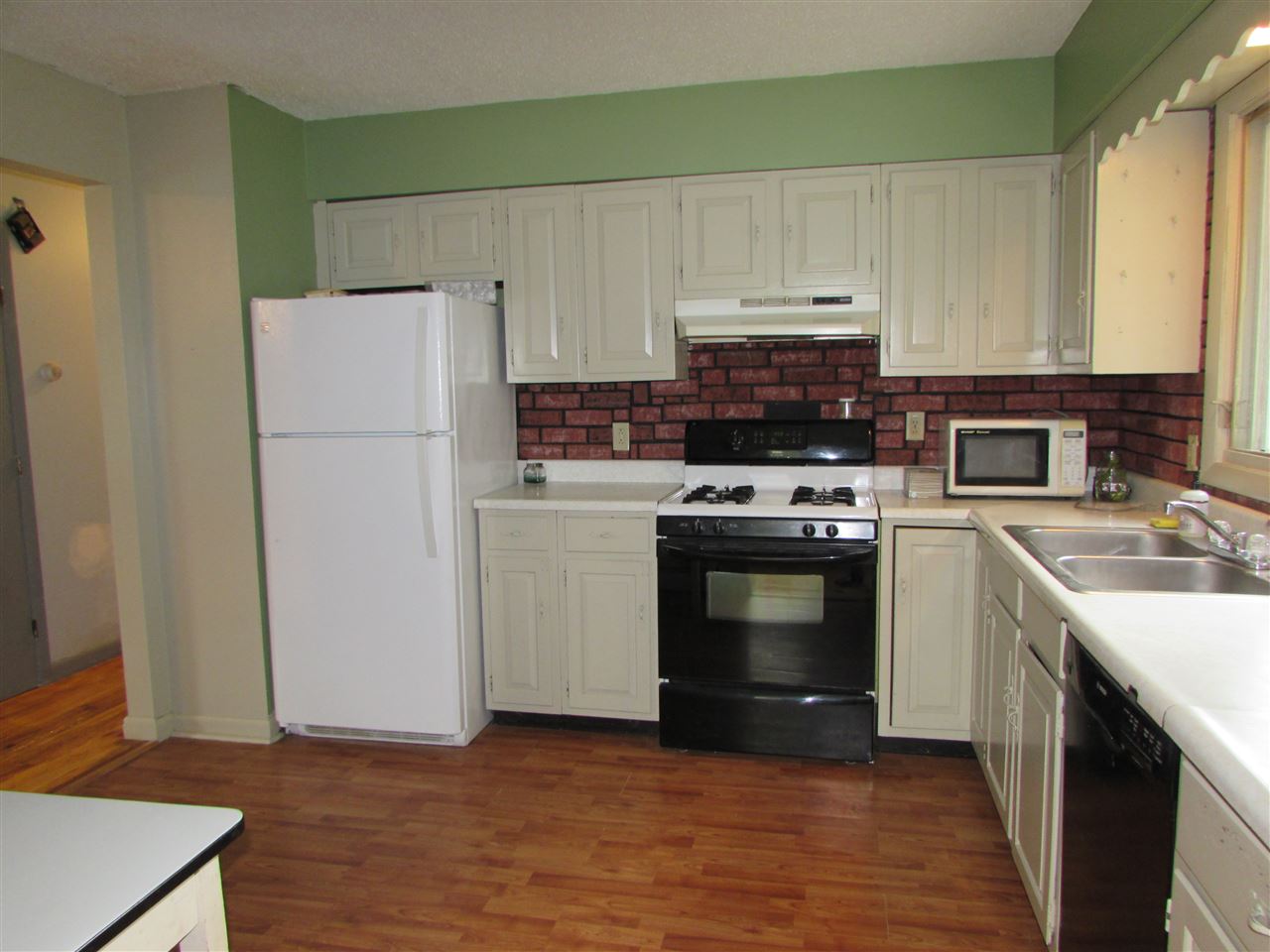 1357 Case Street Middlebury, VT 05753 - Photo 5 of 17 Gallery Image 5