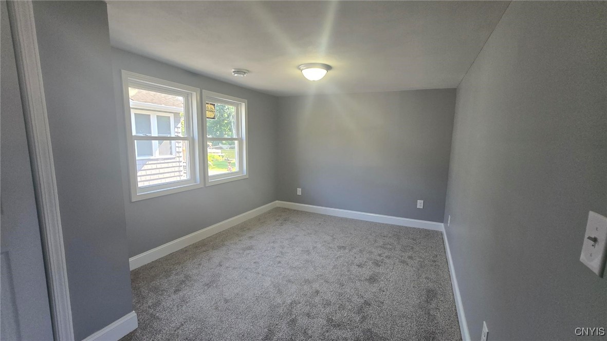 8408 Tuttle Road Bridgeport, NY 13030 - Photo 18 of 36 master bedroom