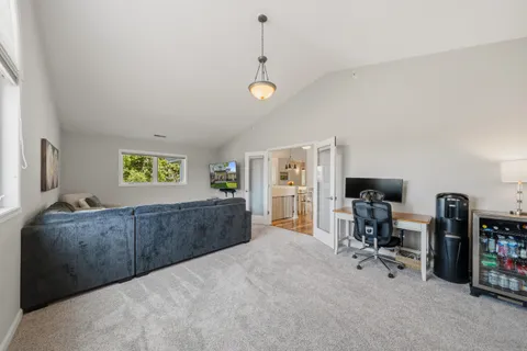 $329,900 | 370 East Veterans Way, Unit 5, Mukwonago, WI 53149