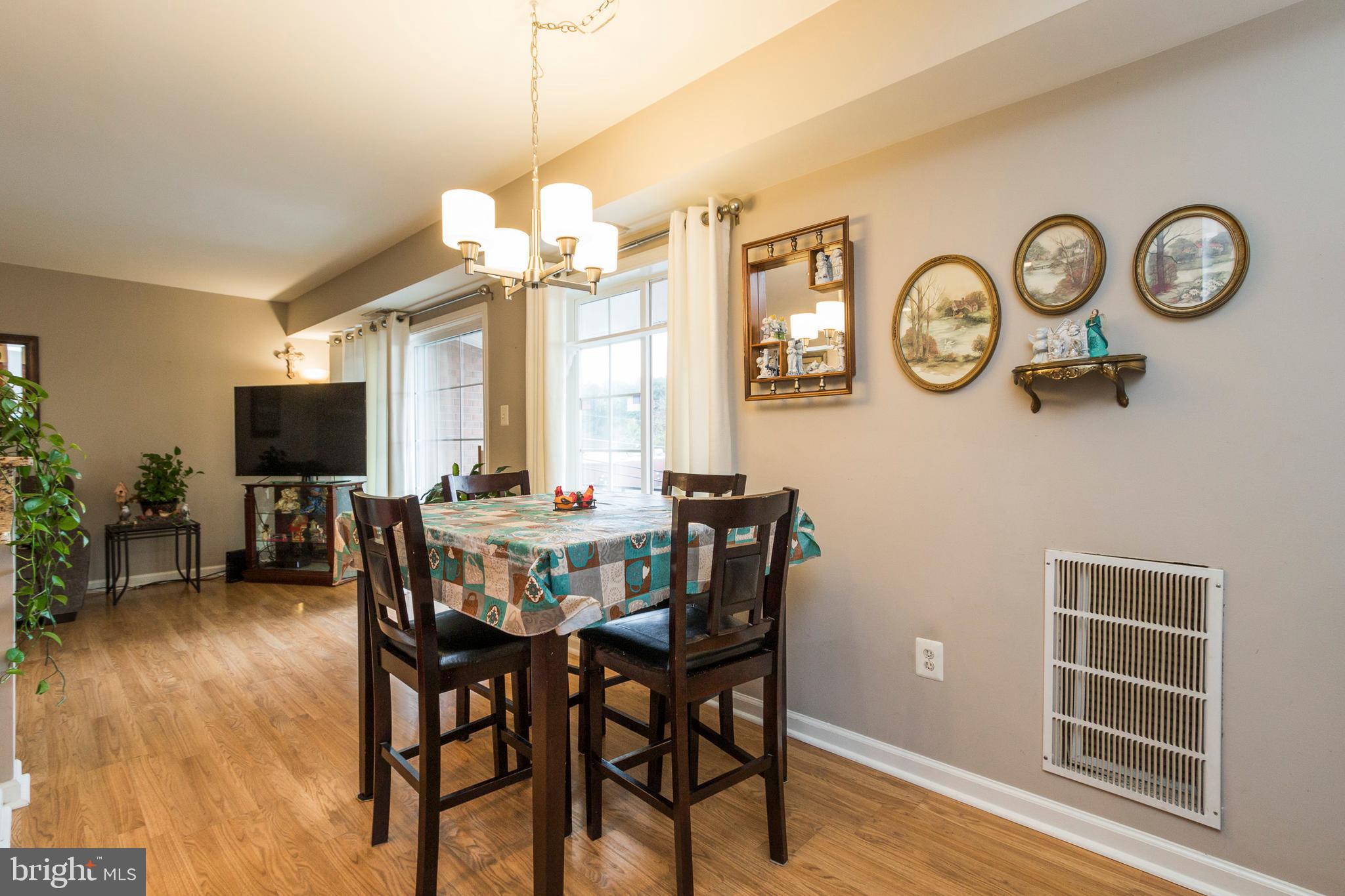 631 Waterloo Road, Unit 131 Warrenton, VA 20186 - Photo 15 of 23 Dining Room Opens to Living Room