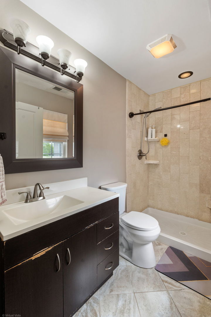 175 Fairfield Lane Carol Stream, IL 60188 - Photo 16 of 25