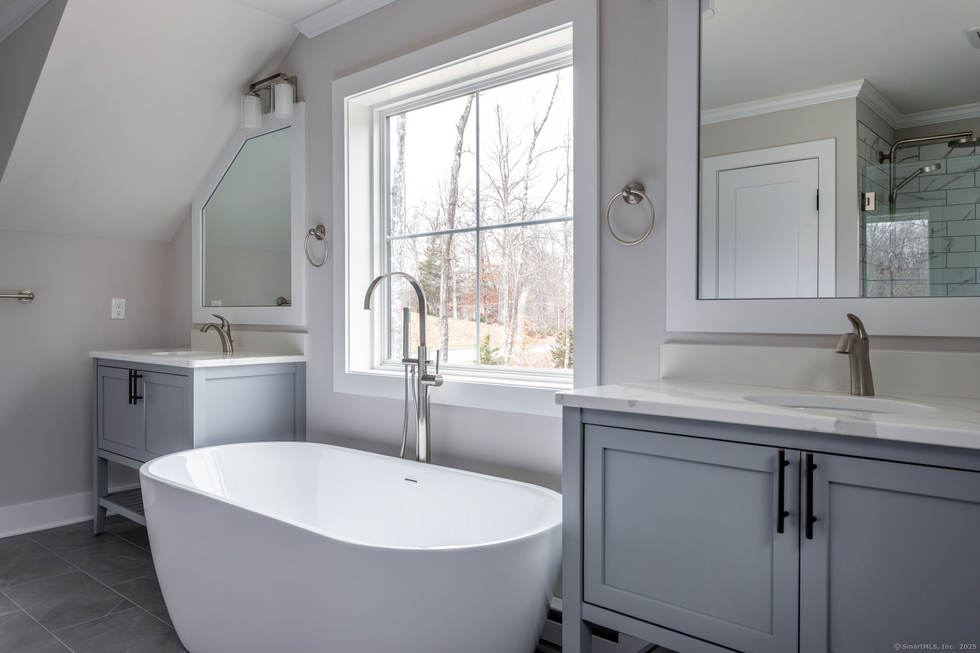 24 Deerwood Road Oxford, CT 06478 - Photo 23 of 31