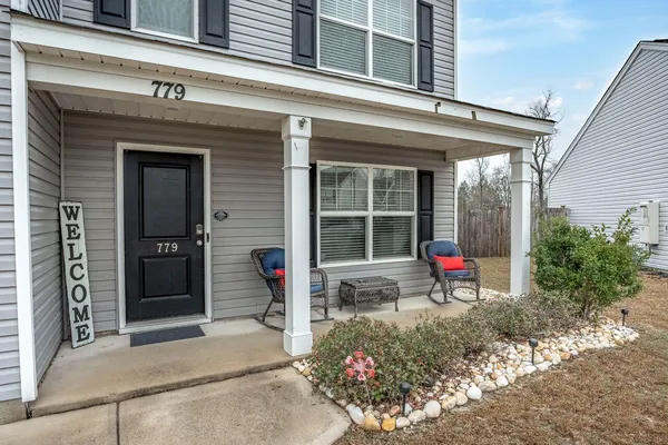 $290,000 | 779 Lansford Bay Drive, West Columbia, SC 29172