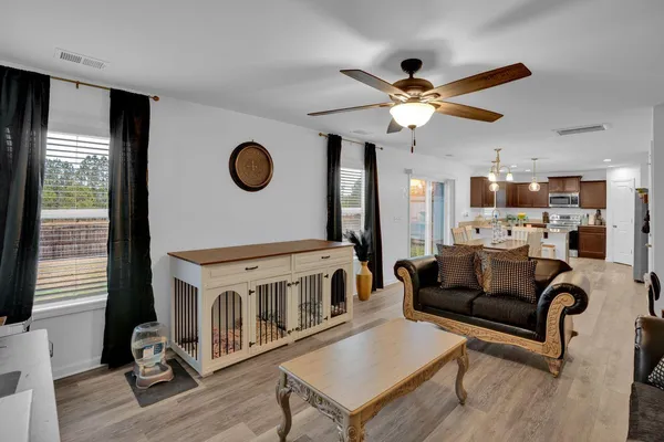 $290,000 | 779 Lansford Bay Drive, West Columbia, SC 29172