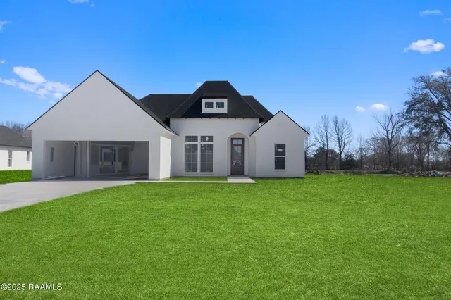 $465,999 | 134 Cypress Bend, Scott, LA 70583