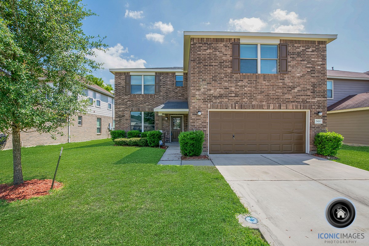 29434 Legends Bluff Drive Spring, TX 77386 - Photo 2 of 33