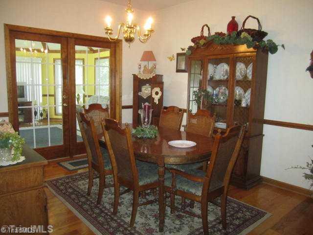 4927 Cartner Road Jonesville, NC 28642 - Photo 6 of 16 Dining Room.
