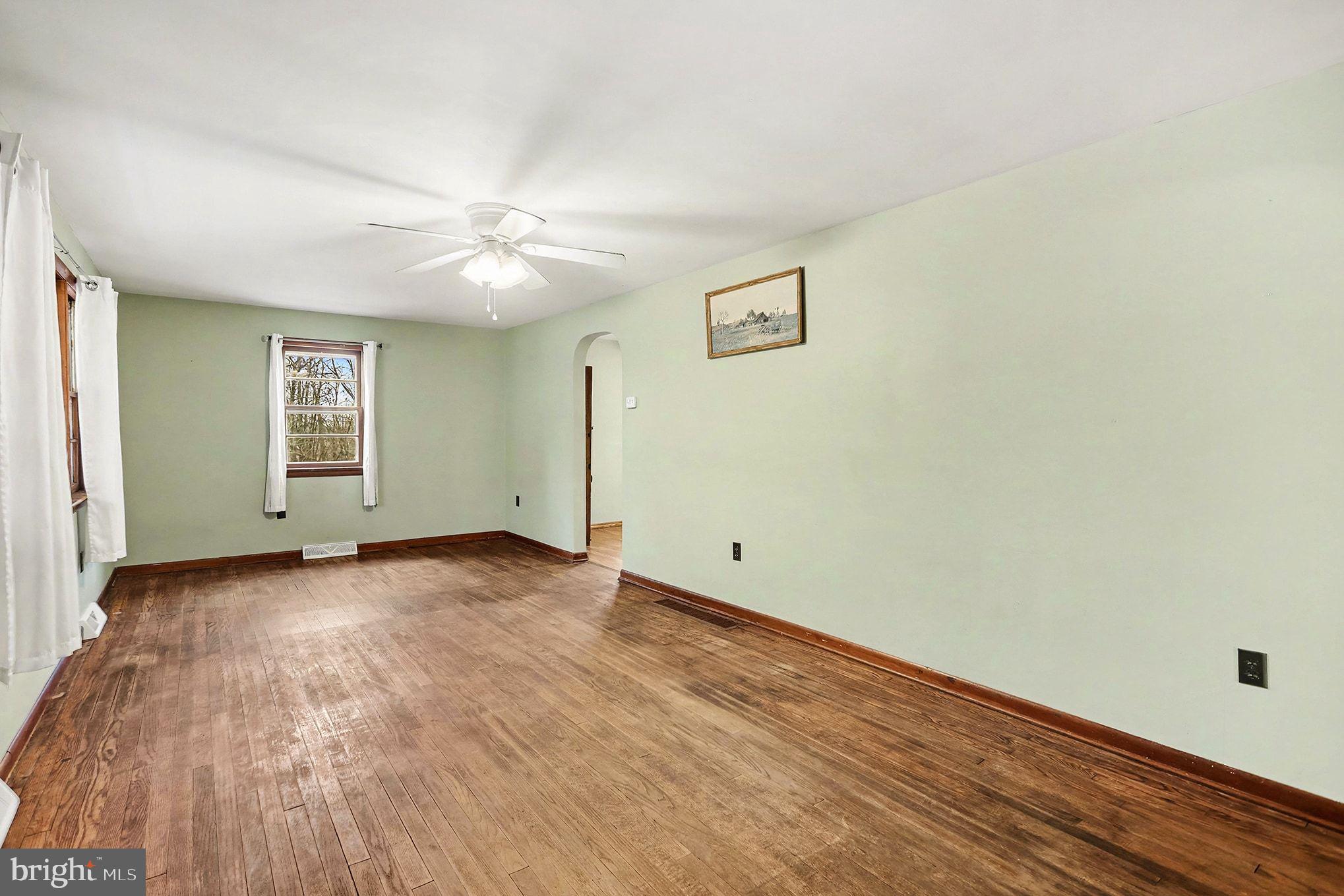 5010 Bull Road Dover, PA 17315 - Photo 11 of 41 Gallery Image 11