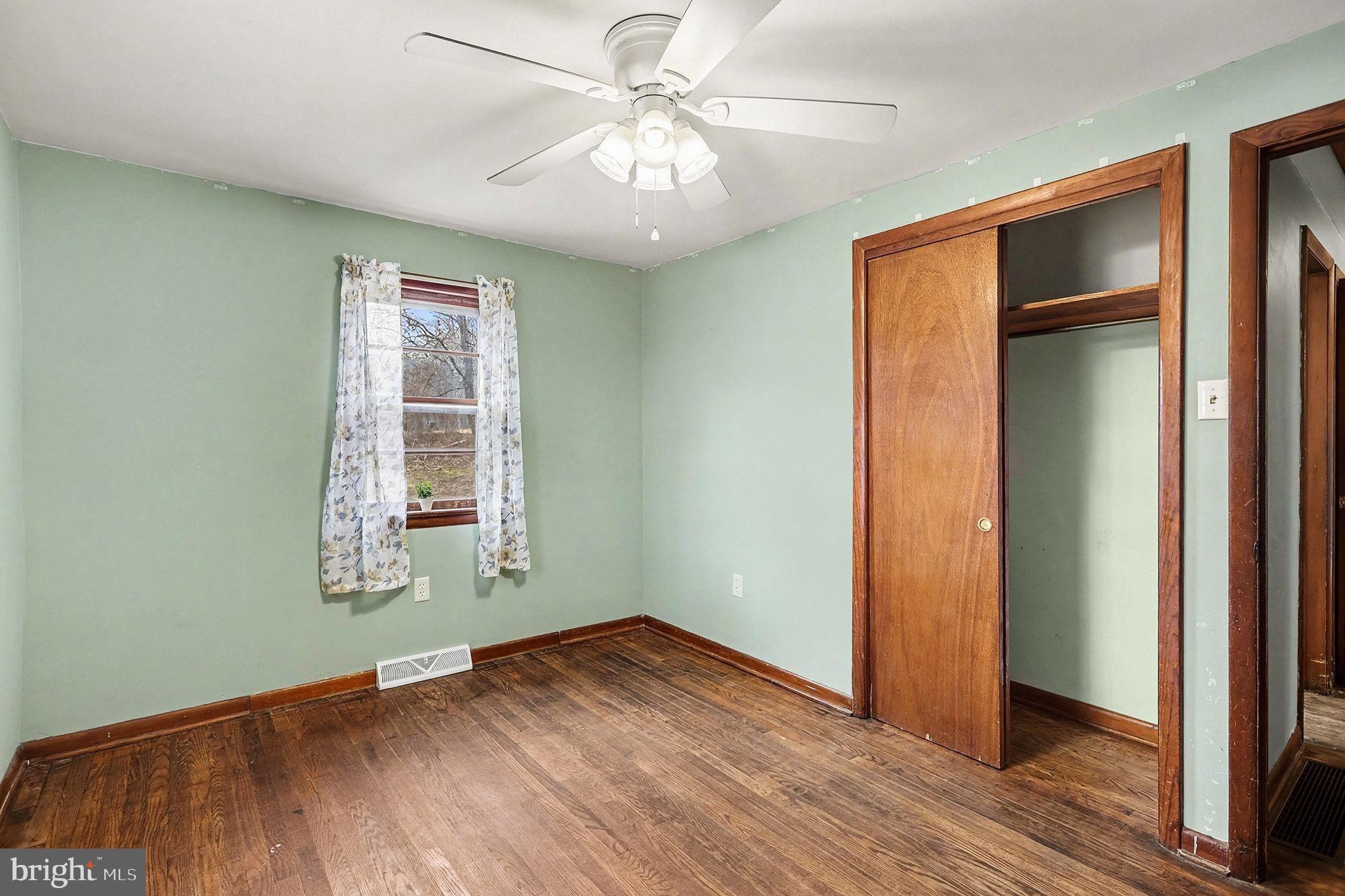 5010 Bull Road Dover, PA 17315 - Photo 10 of 41 Gallery Image 10