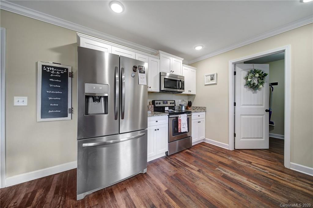 357 Rhea Road York, SC 29745 - Photo 11 of 39