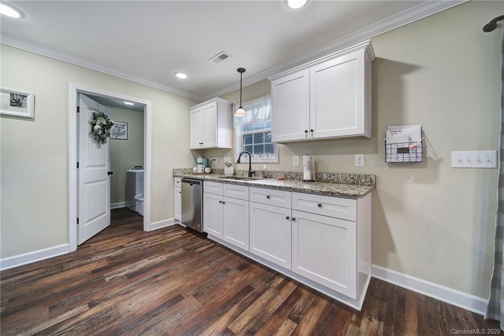 357 Rhea Road York, SC 29745 - Photo 10 of 39