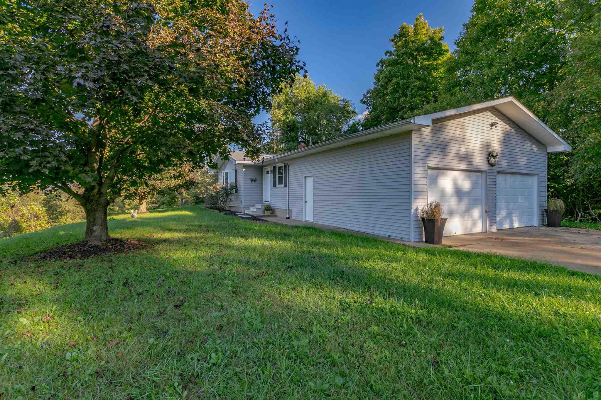 6018 Sugar Maple Road Cannelton, IN 47520 - Photo 2 of 36
