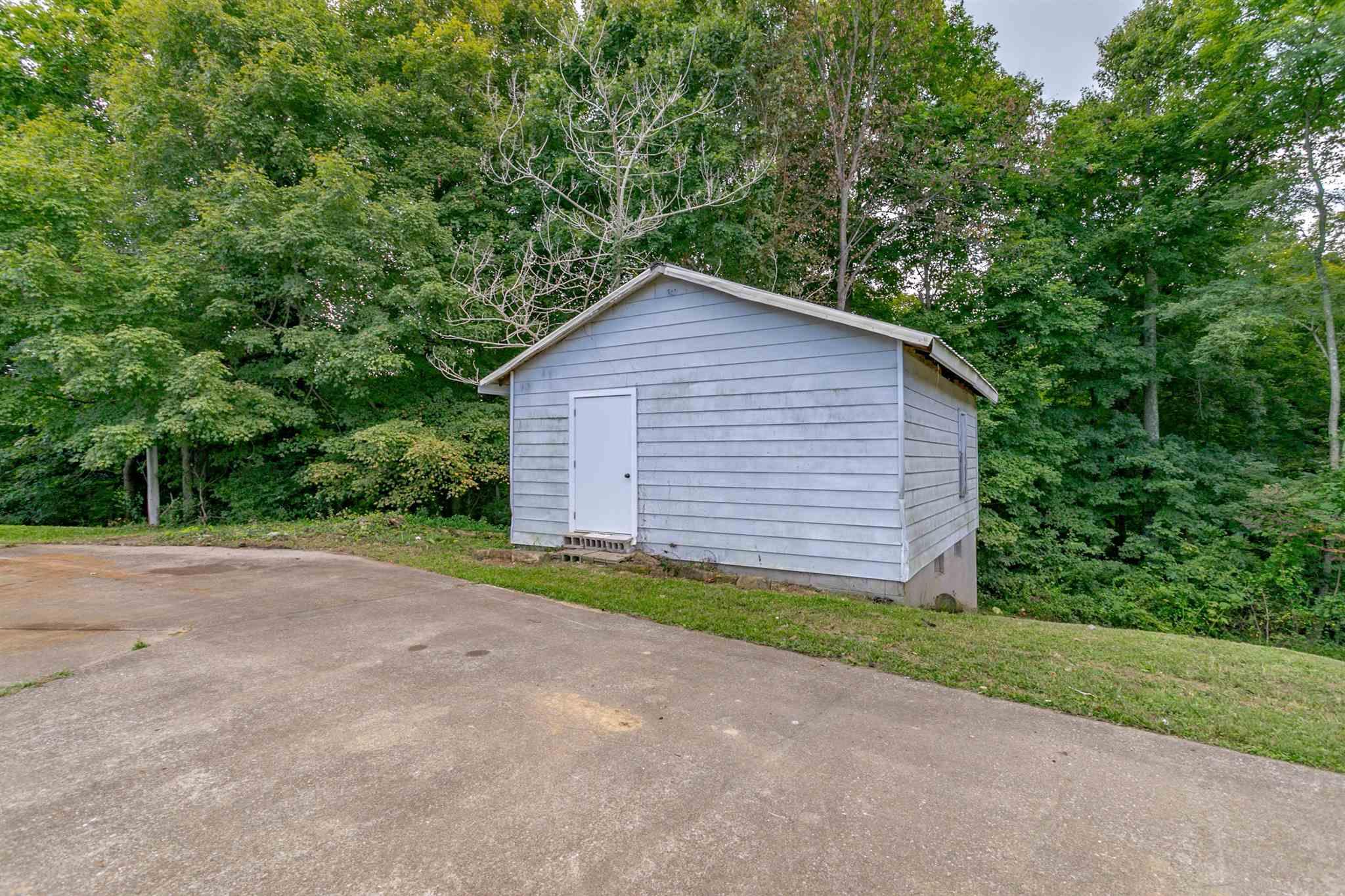 6018 Sugar Maple Road Cannelton, IN 47520 - Photo 27 of 36