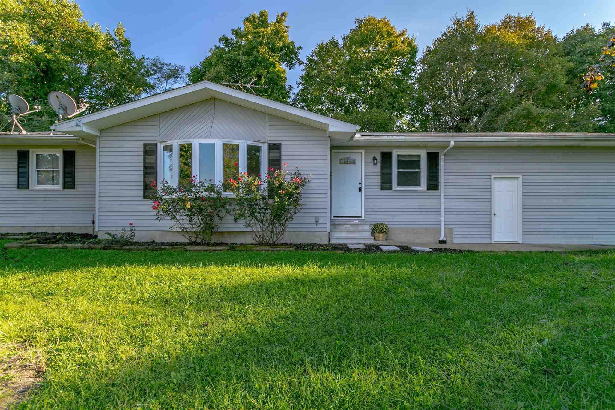 6018 Sugar Maple Road Cannelton, IN 47520 - Photo 3 of 36