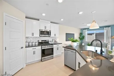 $2,500 | 4258 Vivenda Street, Unit 3, Las Vegas, NV 89115