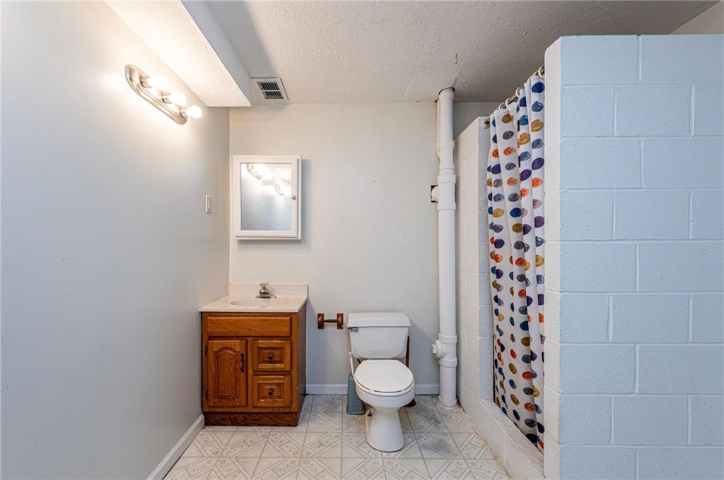 770 Altman Street Irwin, PA 15642 - Photo 34 of 39