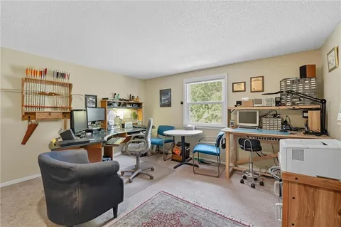 $510,000 | 9400 West 112th Street, Overland Park, KS 66210