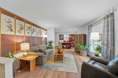 $510,000 | 9400 West 112th Street, Overland Park, KS 66210