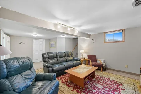 $510,000 | 9400 West 112th Street, Overland Park, KS 66210