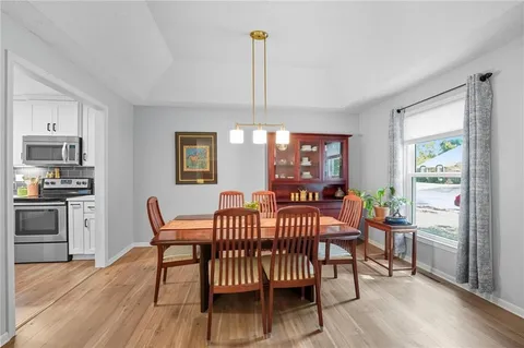 $510,000 | 9400 West 112th Street, Overland Park, KS 66210