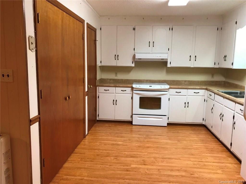 249 Holiday Road Lancaster, SC 29720 - Photo 10 of 22 Gallery Image 10
